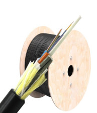 12 24 32 48 72 cavi a fibre ottiche del cavo ADSS G652D di comunicazione del centro