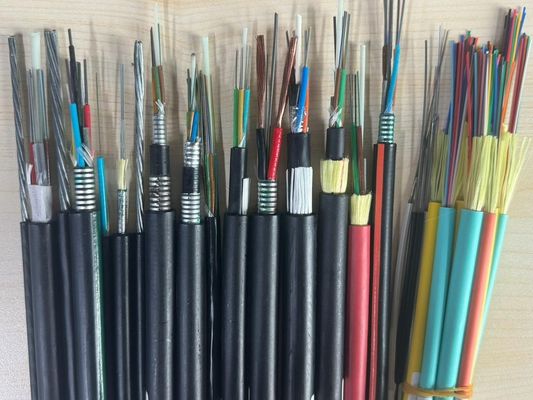 12 core GYXTW cavo in fibra ottica SM esterno unitube blindato con nastro d'acciaio 6mm 7mm 8mm cavo in fibra ottica