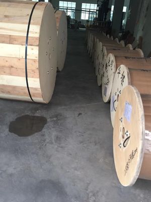 8 guaina all'aperto dell'HDPE del cavo a fibre ottiche di Gyfxty dei 12 centri