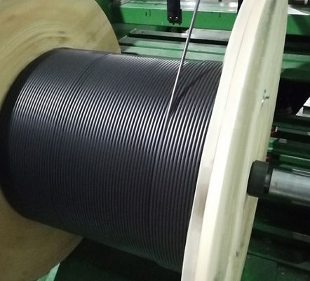 24 membri di forza non metallici all'aperto del cavo a fibre ottiche del centro si sono incagliati