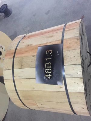 Un cavo a fibre ottiche all'aperto sotterraneo GYTA di 12 conduttori